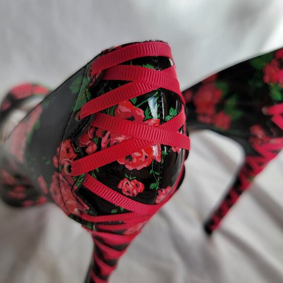 Betsey Johnson Black and Pink Floral Heels - Picture 13 of 14